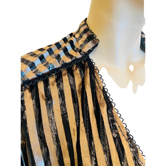 House of Harlow X Revolve Top Blouse V Wrap Neckline Sz XXS - Picture 10 of 13